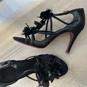 tory burch sandals size 5 black